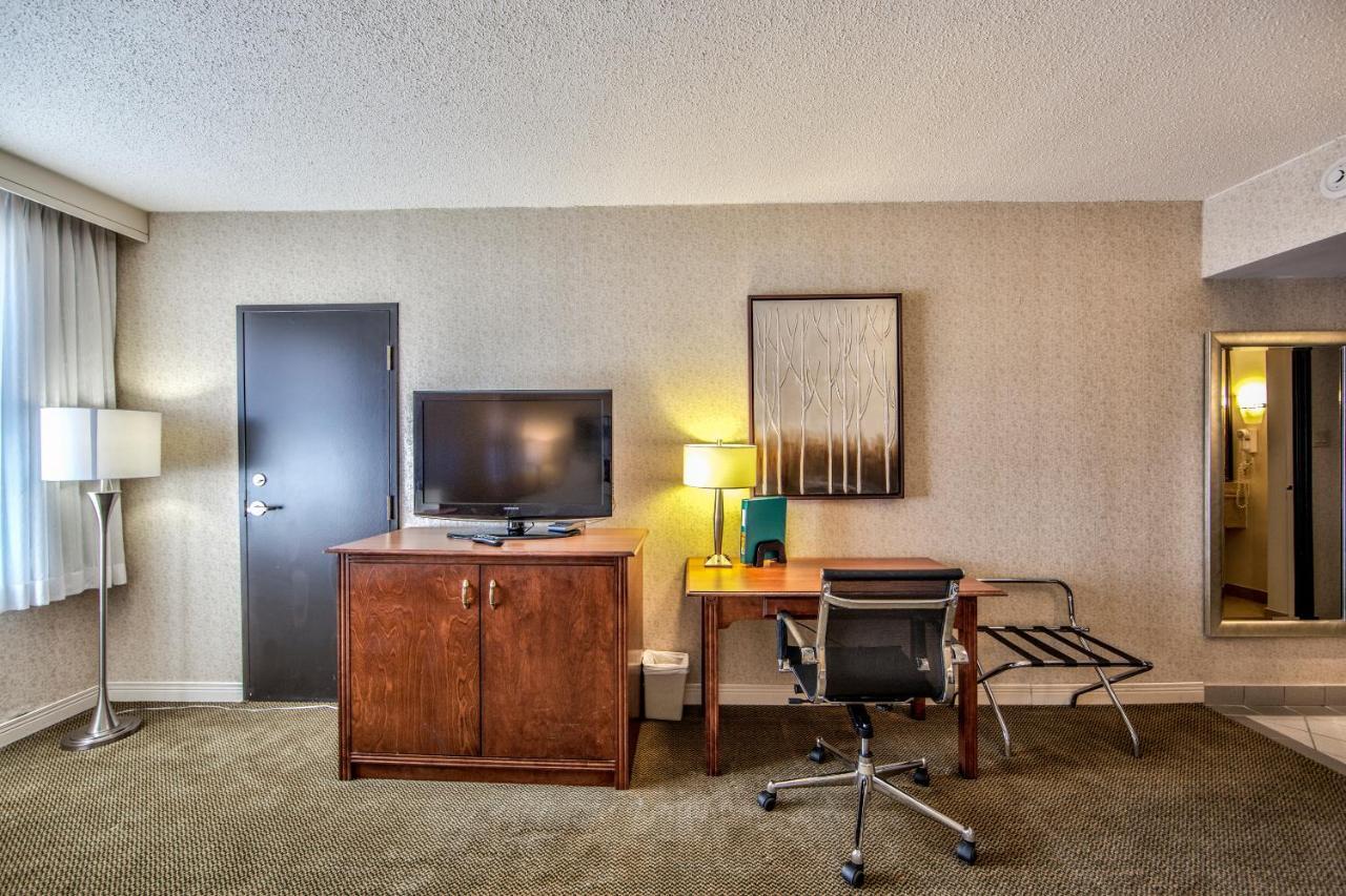 Radisson Hotel Montreal Airport Eksteriør bilde